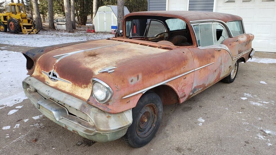 1957 Oldsmobile Fiesta 88 - photo 2