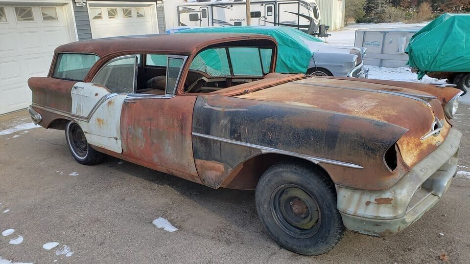 1957 Oldsmobile Fiesta 88 - photo 4