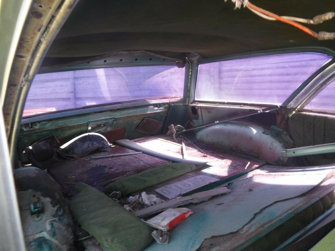 1957 Oldsmobile Eighty-Eight Fiesta Station Wagon - photo 11
