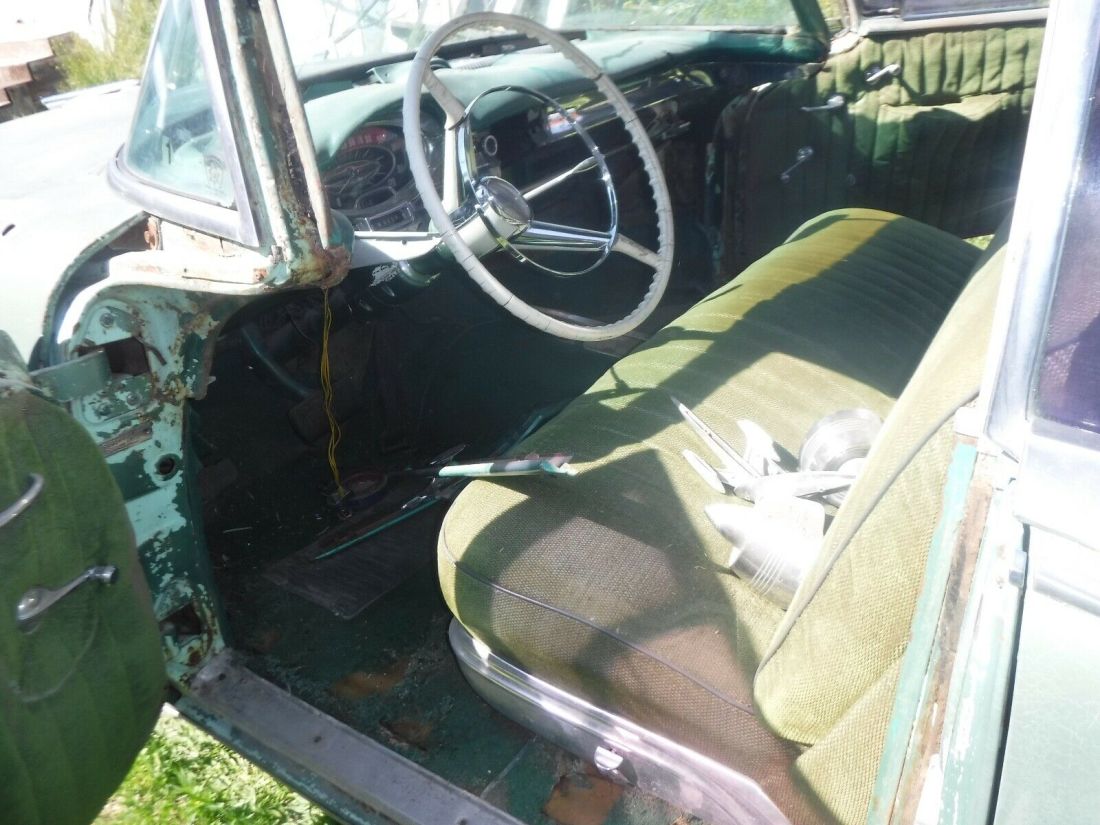 1957 Oldsmobile Eighty-Eight Fiesta Station Wagon - photo 13