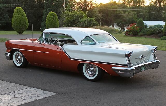 1957 Oldsmobile Golden Rocket 88 - photo 4