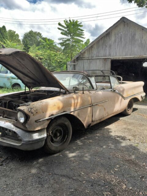 1957 Oldsmobile Eighty-Eight super 88 - photo 2