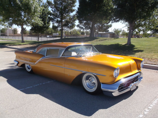 1957 Oldsmobile Eighty-Eight Super 88 - photo 2