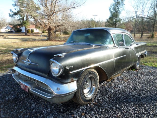 1957 Oldsmobile Eighty-Eight --