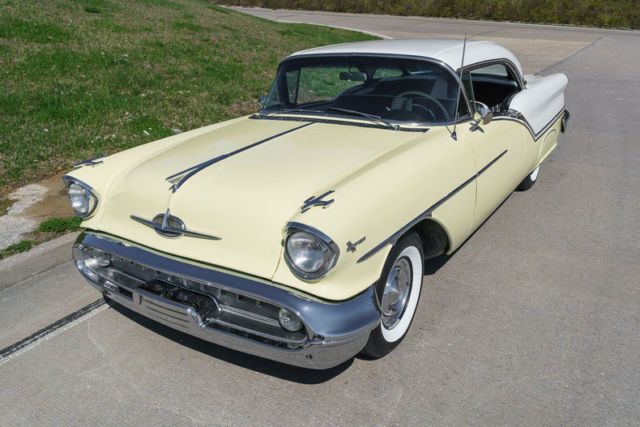 1957 Oldsmobile Eighty-Eight Hardtop - photo 3