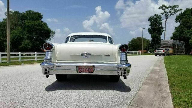 1957 Oldsmobile Eighty-Eight Holiday - photo 9