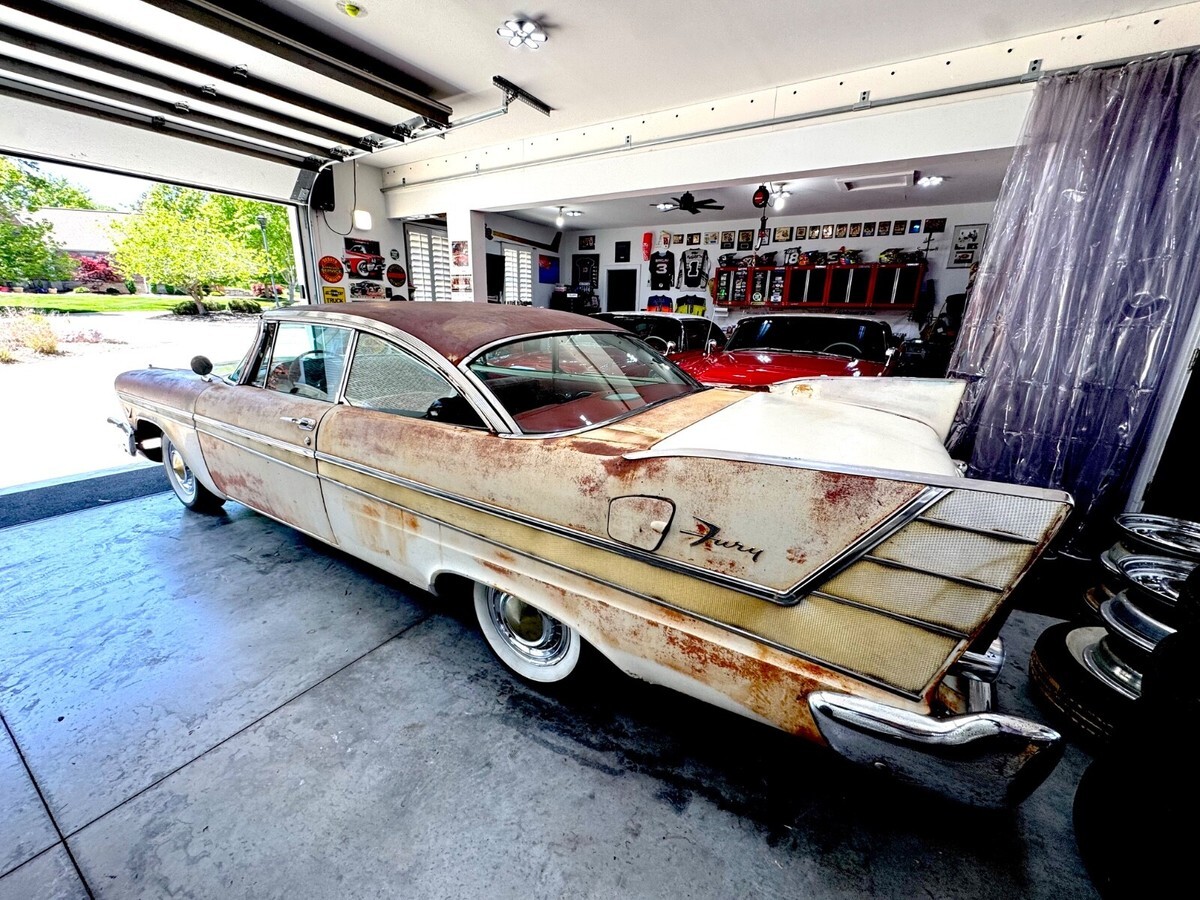 1957 Plymouth Fury - photo 12