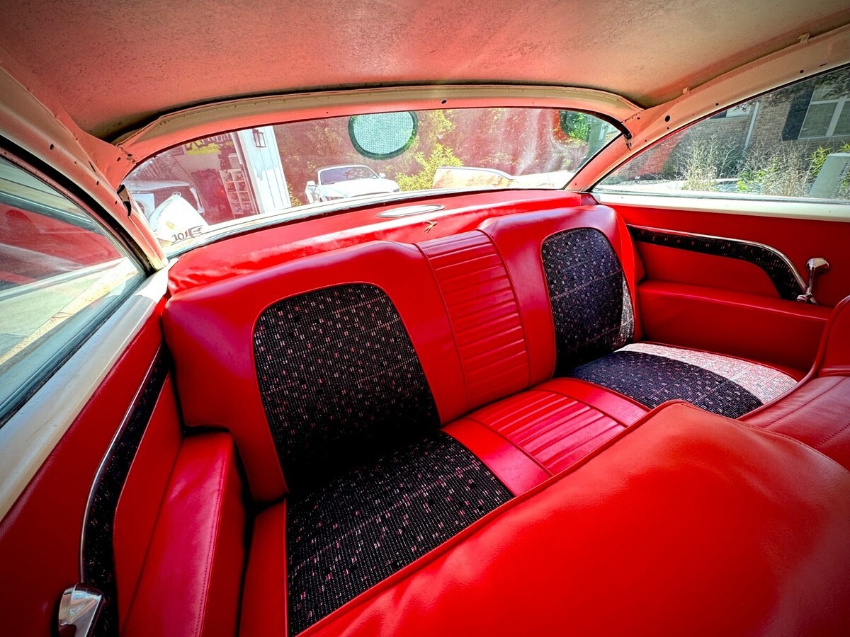 1957 Plymouth Fury - photo 5