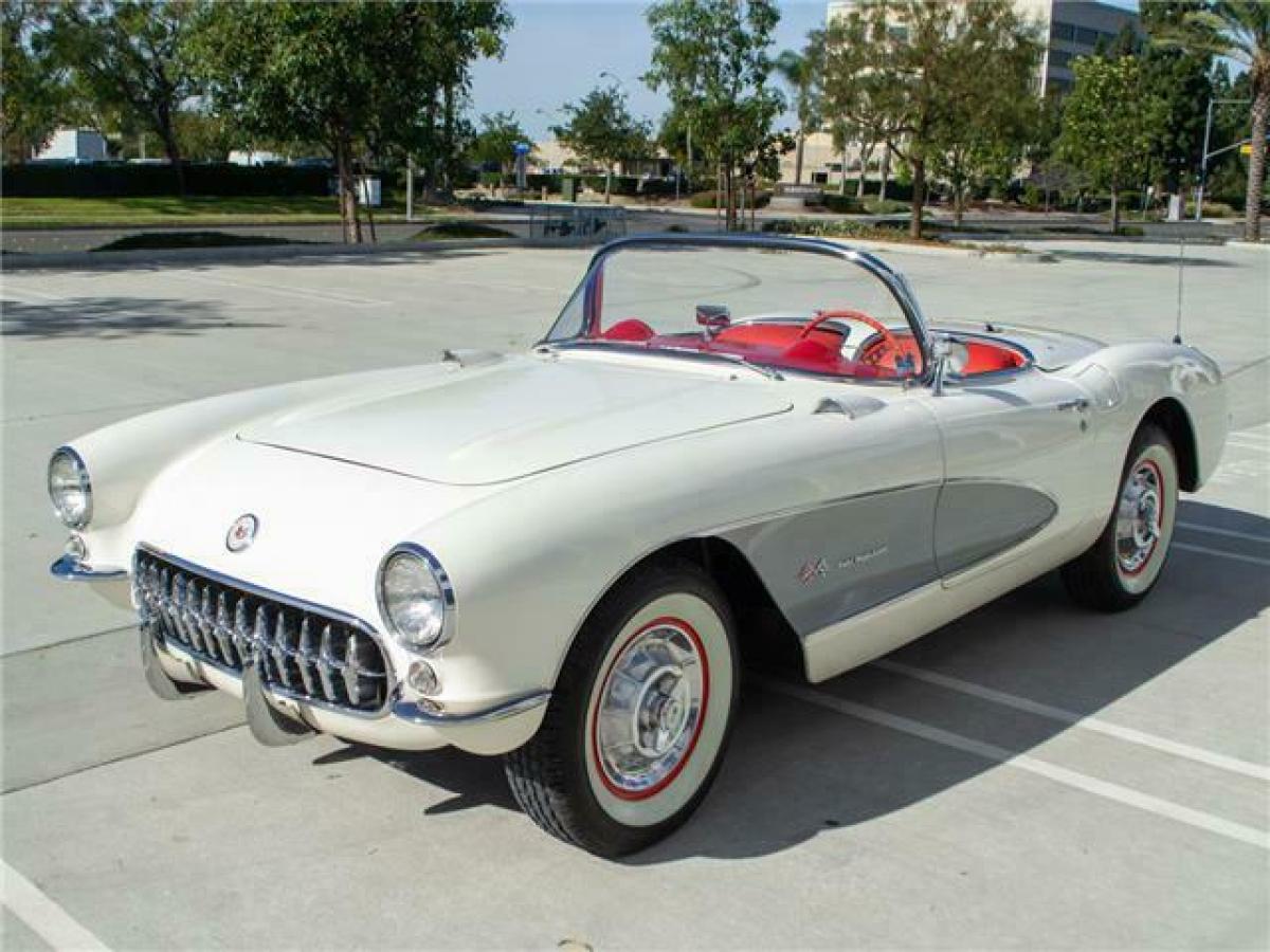 1957 Chevrolet Corvette Convertible - photo 7
