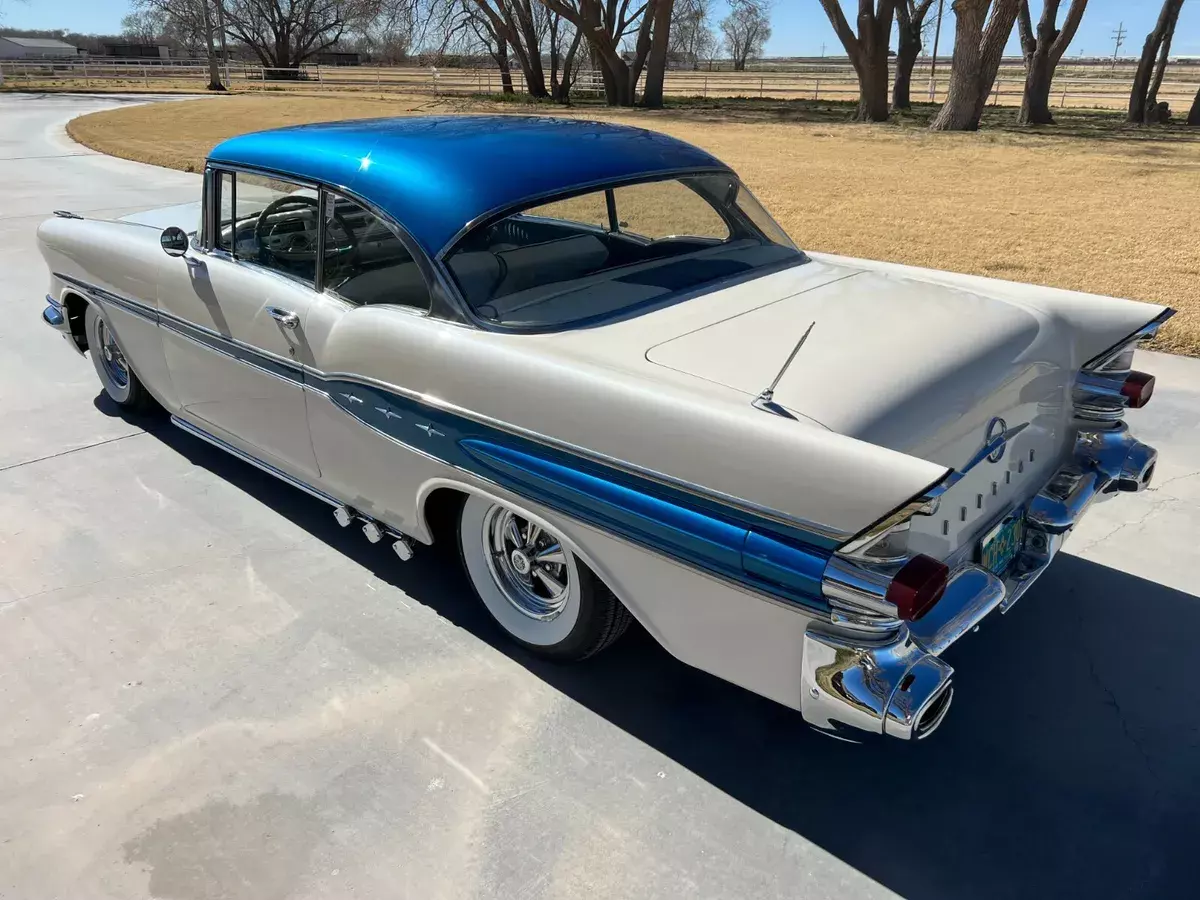 1957 Poniac Super Chief 1957 Pontiac Super Chief