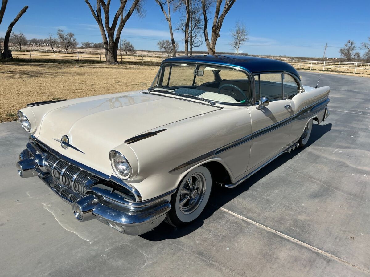 1957 Pontiac Super Chief - photo 2