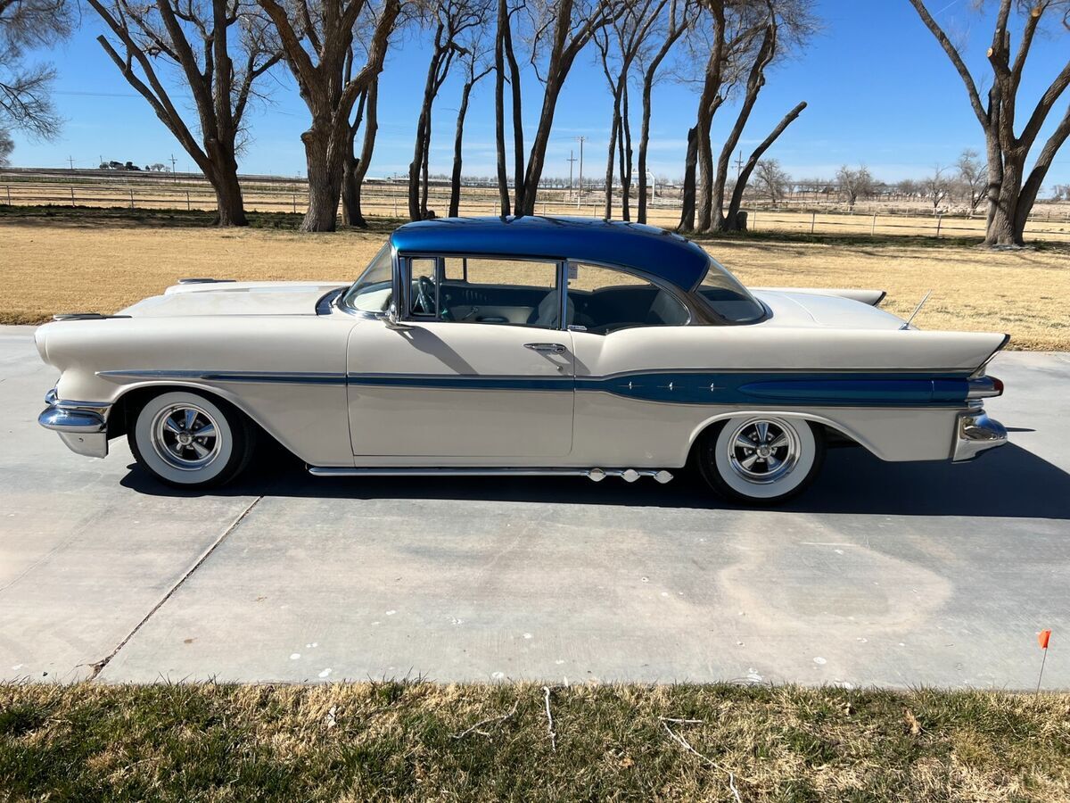 1957 Pontiac Super Chief - photo 9