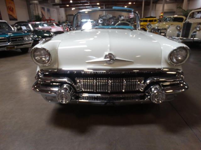 1957 Pontiac Bonneville - photo 3