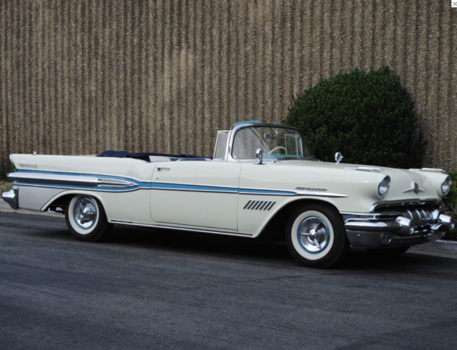 1957 Pontiac Bonneville Star Chief