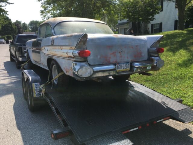 1957 Pontiac Chieftain Chieftain - photo 2
