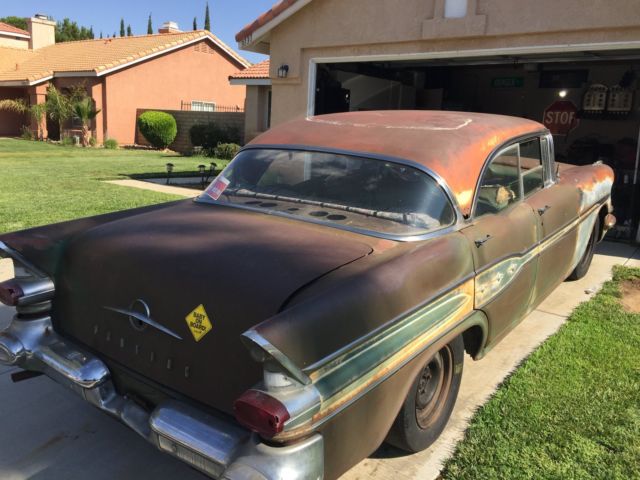 1957 Pontiac Chieftain 2 Door - photo 5