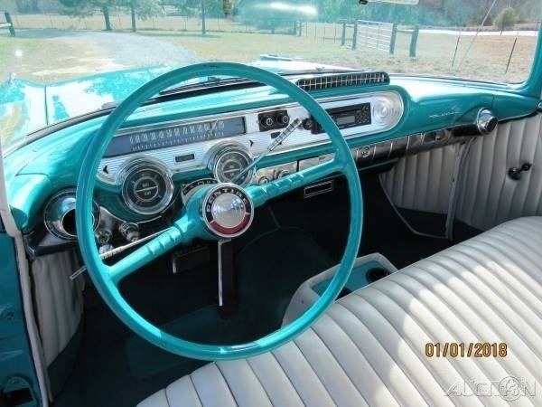 1957 Pontiac Chieftain 2-Door Coupe - photo 2