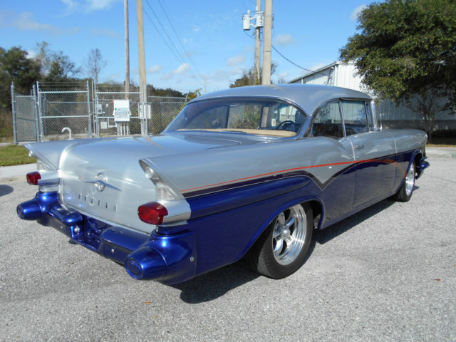 1957 Pontiac Chieftain - photo 12