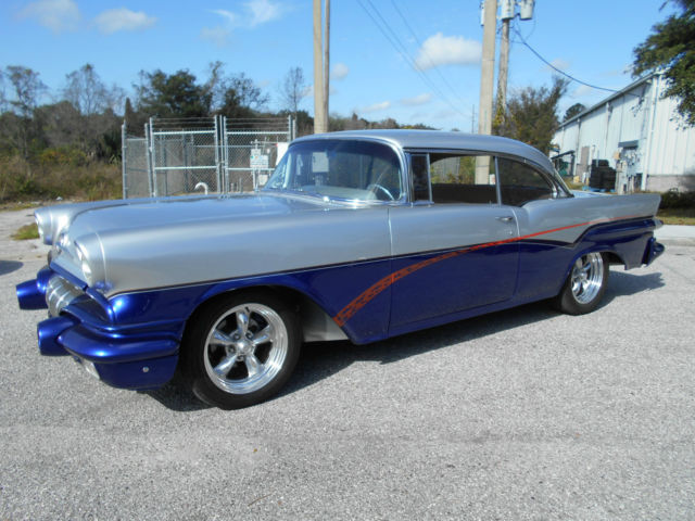 1957 Pontiac Chieftain - photo 2