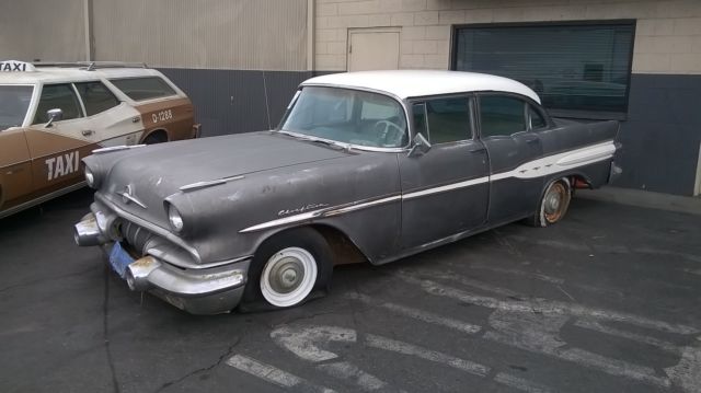 1957 Pontiac Chieftain V8 4DR Sedan Barn Find not chevy 1957 Pontiac Chieftan