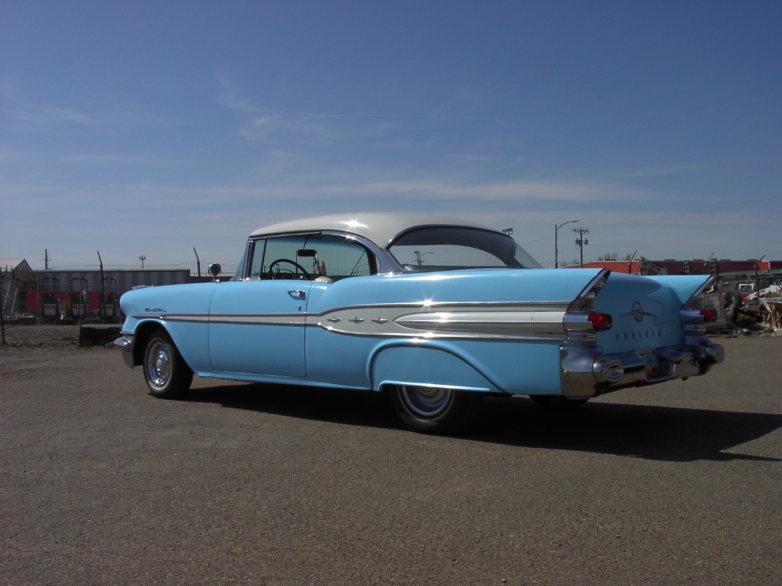 1957 Pontiac Chieftan hardtop V8 Rarer then 1955 1956 Chevy belair Make Offer ! - photo 2