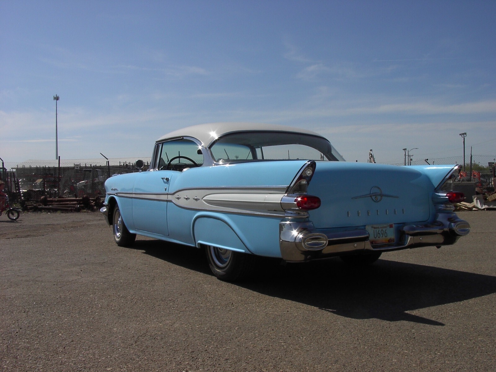 1957 Pontiac Chieftan hardtop V8 Rarer then 1955 1956 Chevy belair Make Offer ! - photo 9