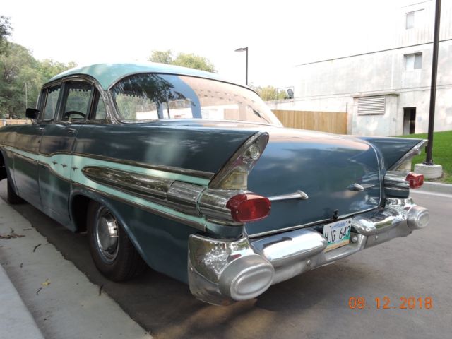 1957 Pontiac Laurentian - photo 3