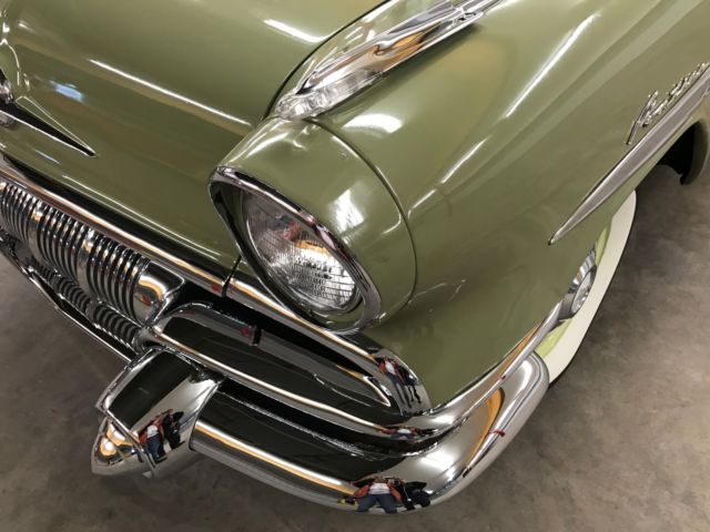 1957 Pontiac Safari Wagon - photo 12