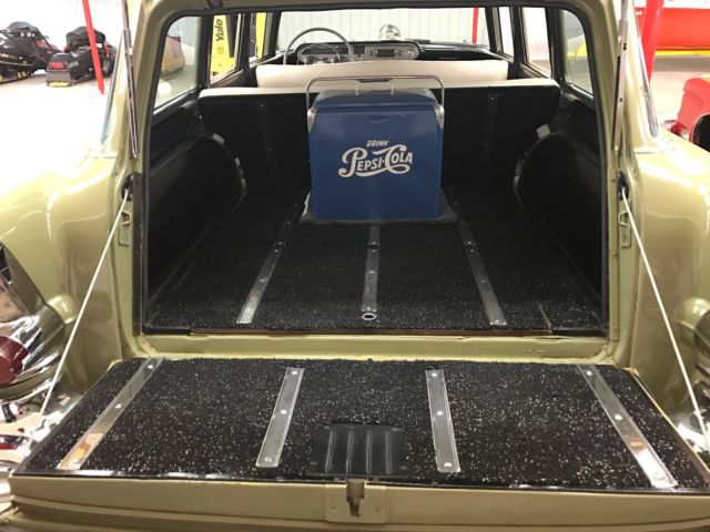 1957 Pontiac Safari Wagon - photo 13