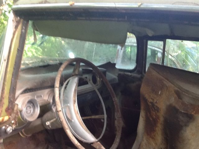 1957 Pontiac Safari Station Wagon - photo 8