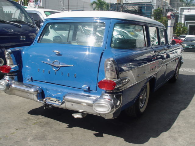 1957 Pontiac Chieftain  4-Door Safari - photo 3