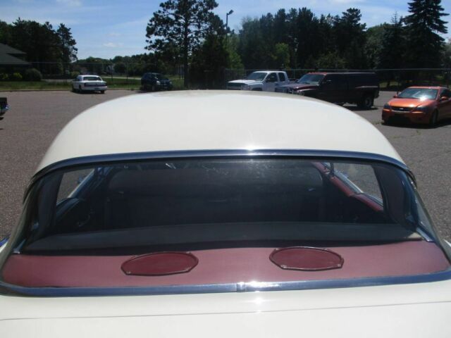 1957 Pontiac Other 4 door - photo 11