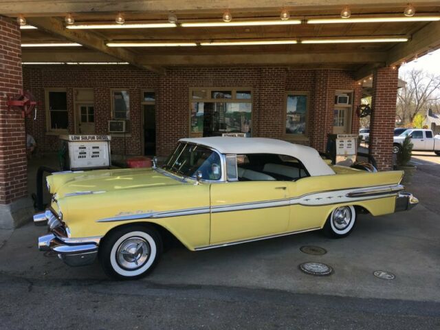 1957 Pontiac Star Chief Convertible - photo 4