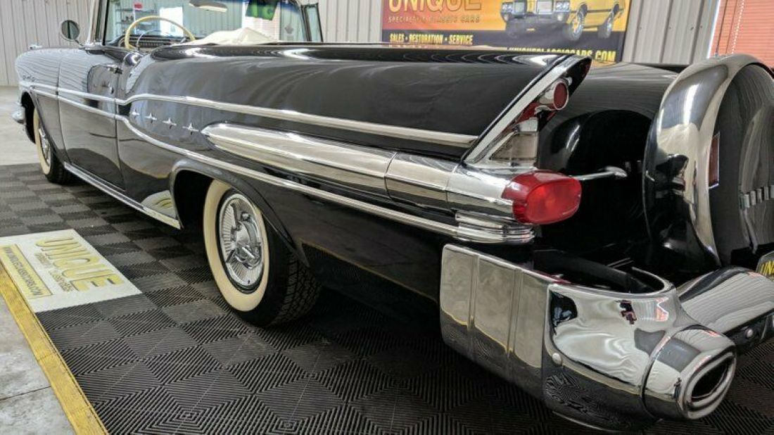 1957 Pontiac Star Chief Convertible - photo 9