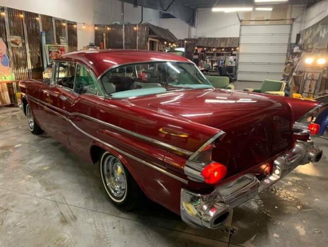 1957 Pontiac Other Two Door Sedan - photo 5