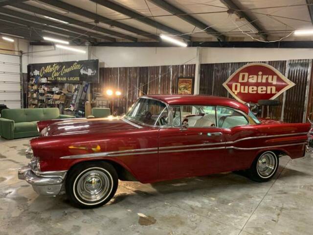 1957 Pontiac Other Two Door Sedan - photo 6