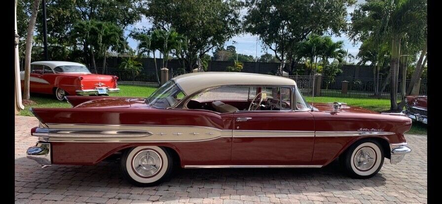 1957 Pontiac Star Chief - photo 2