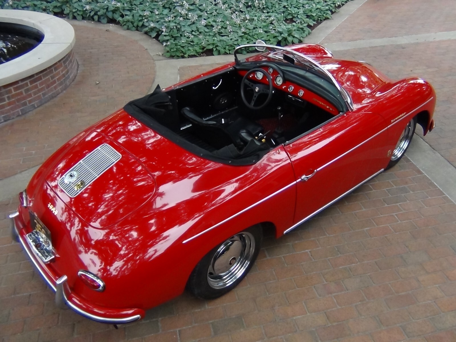 1957 Replica/Kit Makes 57 Porsche Speedster Replica, Scat Motor/ B&M Shifter - photo 3