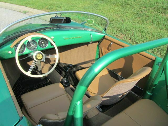 1957 Porsche 356 1-OWNER 4K MILES - photo 6