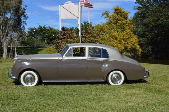 1957 Rolls-Royce Silver Cloud - photo 5