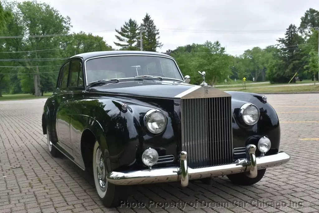 1957 Rolls-Royce Silver Cloud - photo 12