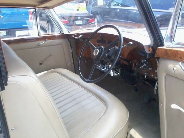 1957 Rolls-Royce SILVER WRAITH LIMOUSINE - photo 6
