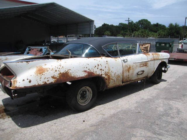 1957 Cadillac Eldorado Seville - photo 2
