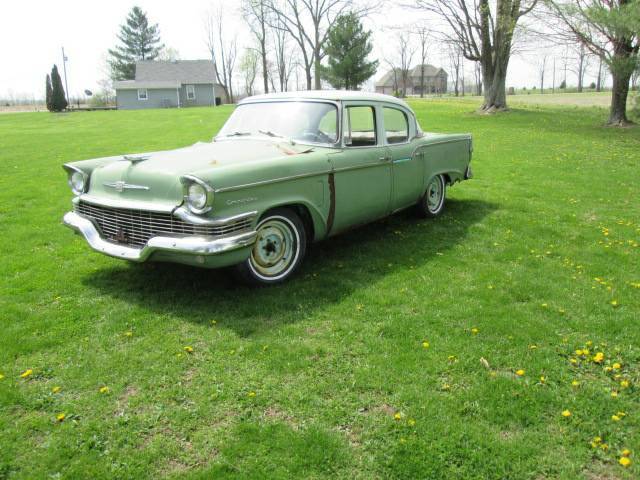 1957 Studebaker Commander Custom - photo 2