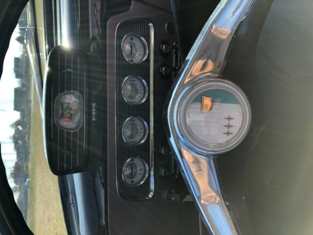 1957 Studebaker Commander DeLuxe Sedan - photo 9