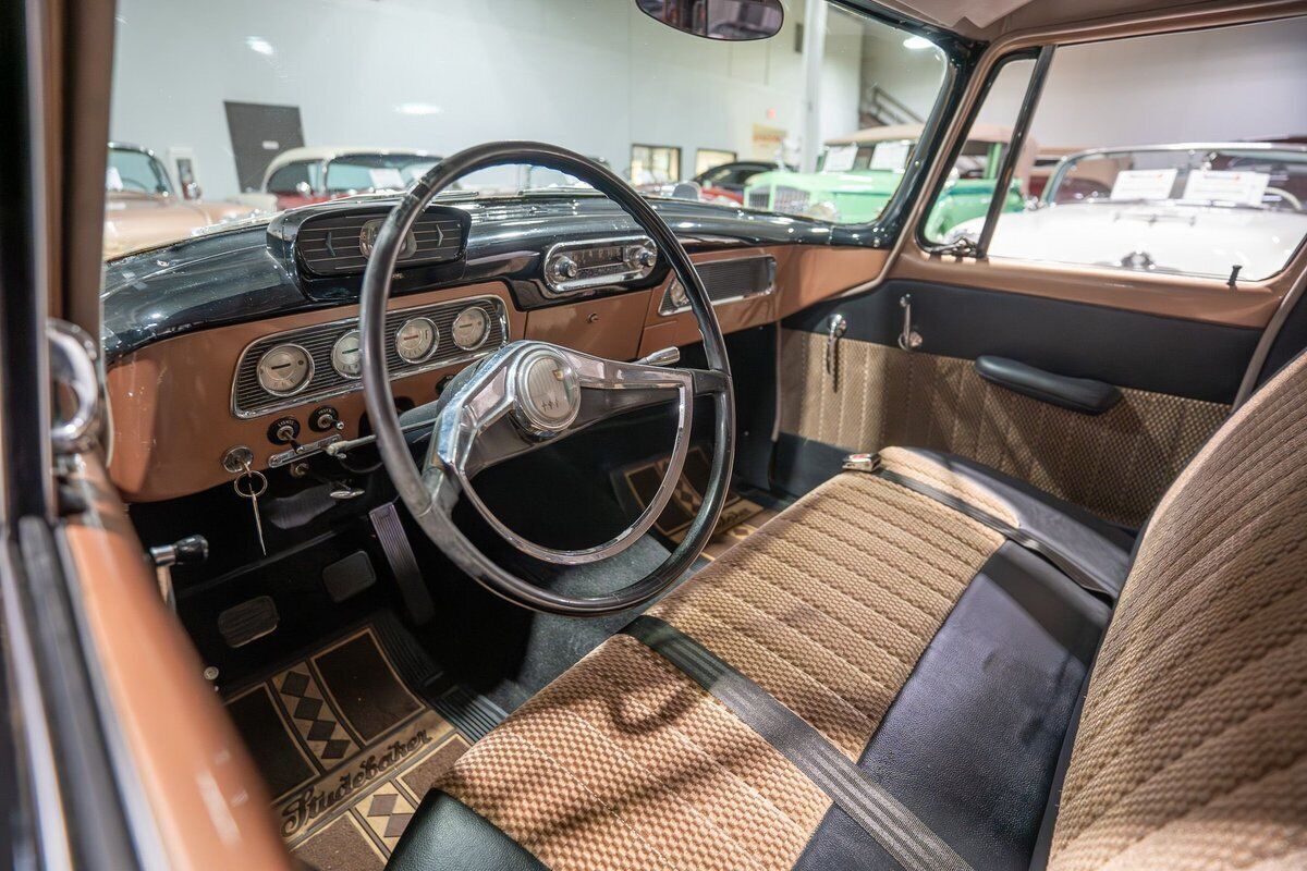1957 Studebaker Commander Provincial Station Wagon - photo 2