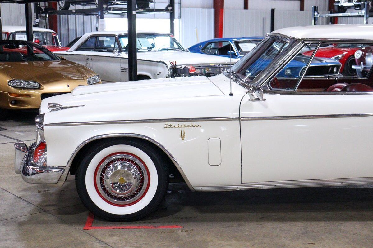 1957 Studebaker Golden Hawk - photo 2