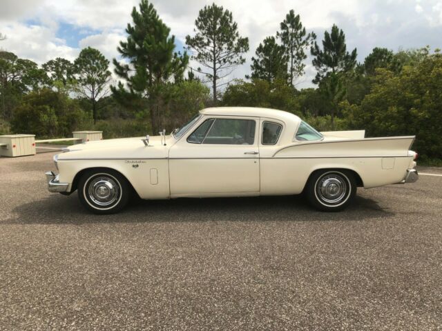1957 Studebaker Silver Hawk - photo 2