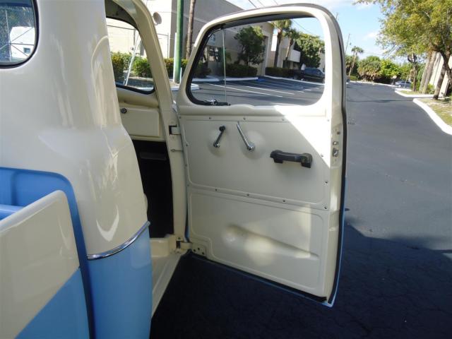 1957 Studebaker Transtar - photo 10