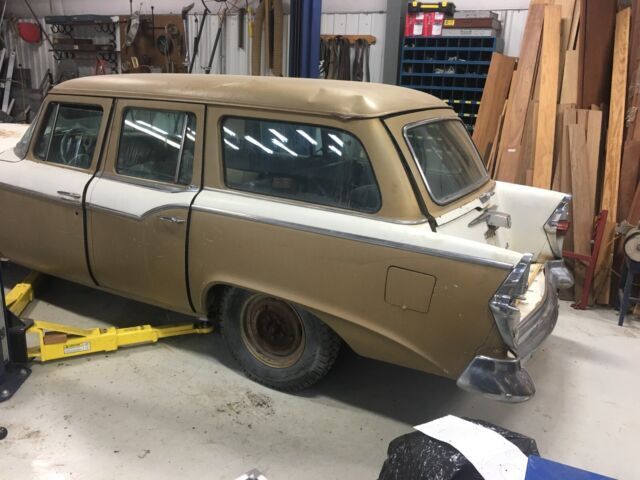 1957 Studebaker Provincial - photo 2